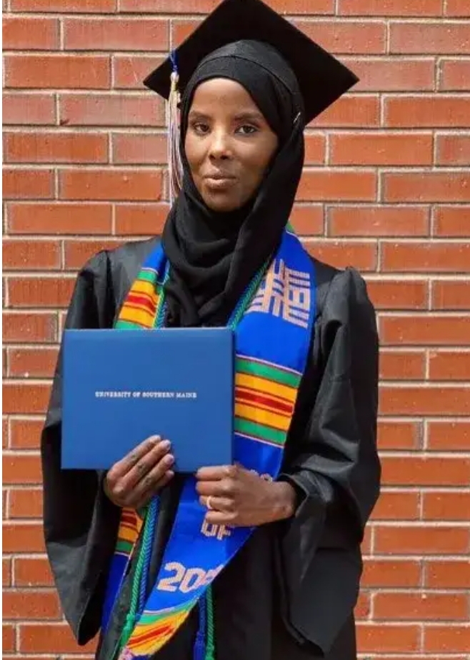 Meet the lady who moved to US with $0 and has become the first graduate in her family