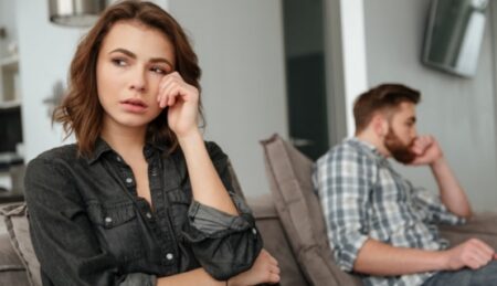 7 Signs He Doesn’t Really Love You — He’s Just Wasting Your Time
